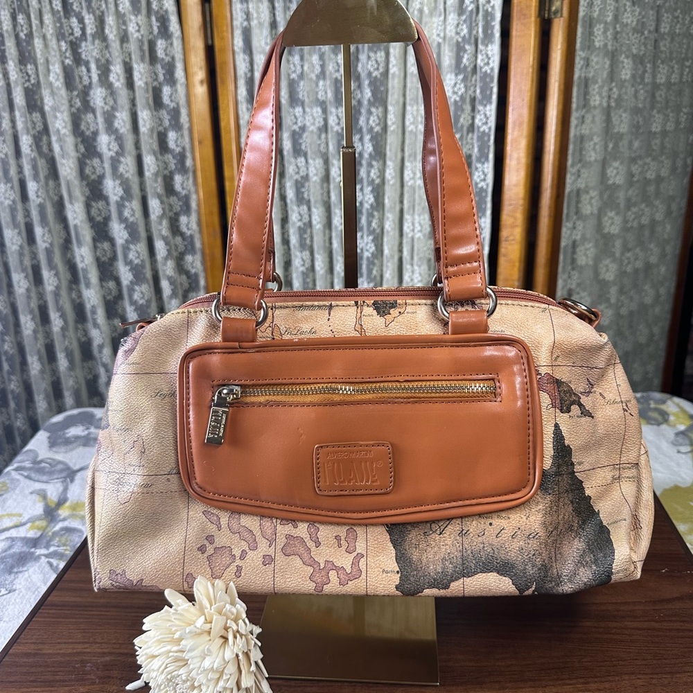 Alviero Martini World Globe Shoulder bag